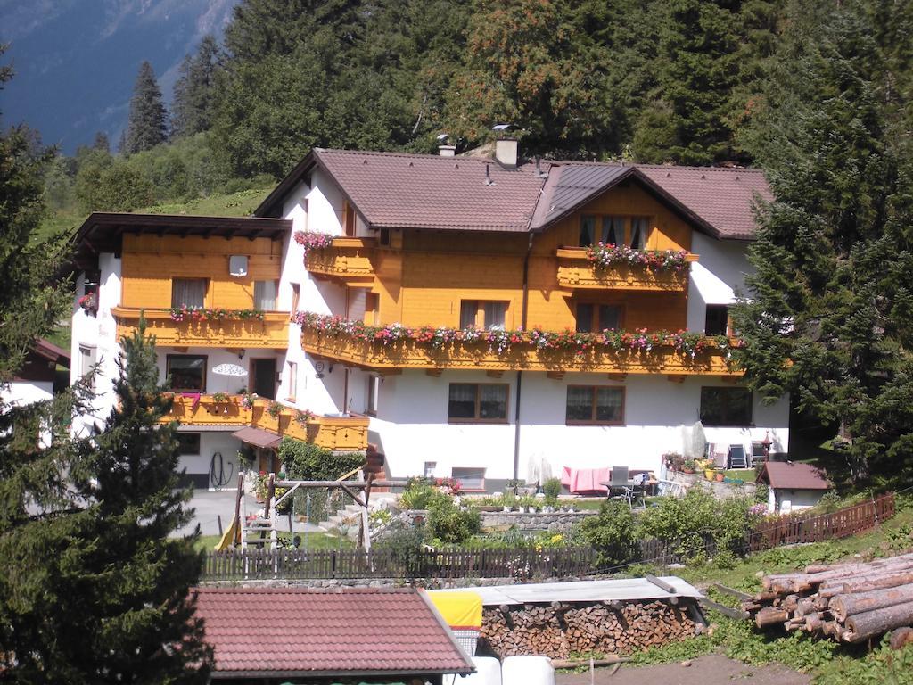 Haus Waldheim Hotel Sankt Leonhard im Pitztal Exterior foto
